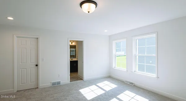 $629,900 | 8 Seville Way, Bethlehem, NY 12158