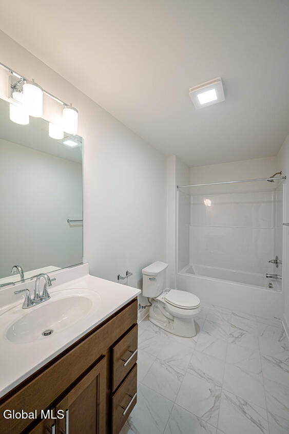 8 Seville Way Bethlehem, NY 12158 - Photo 21 of 23 TYL-Interior-40-1550-x-844-5