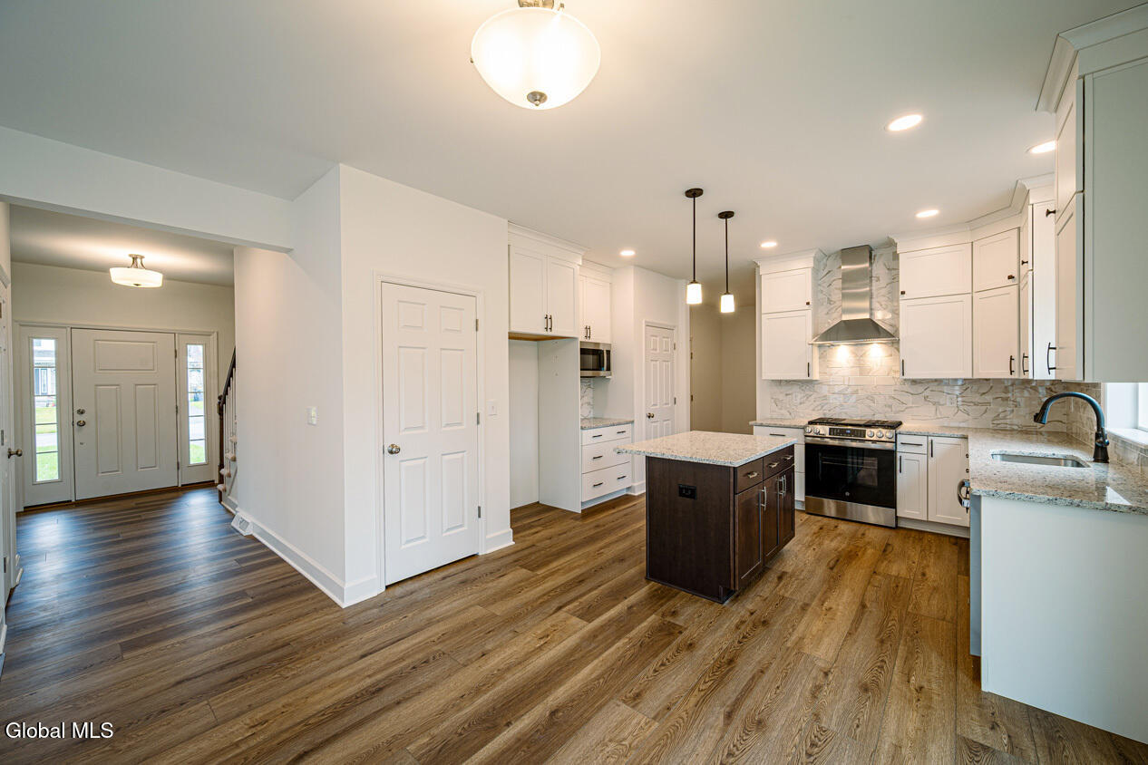 8 Seville Way Bethlehem, NY 12158 - Photo 4 of 23 TYL-Interior-42-1550-x-844 (1)