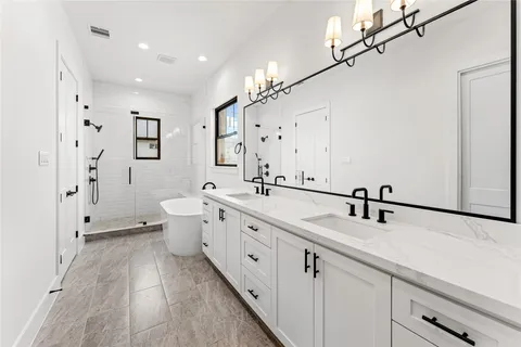 $649,900 | 515 East 4th Street, Houston, TX 77007
