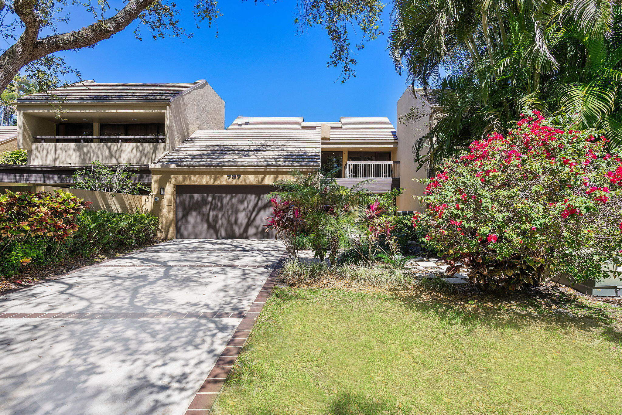797 St Albans Drive Boca Raton, FL 33486 - Photo 1 of 44 51-web-or-mls-2-print-0E2A8282 (2)