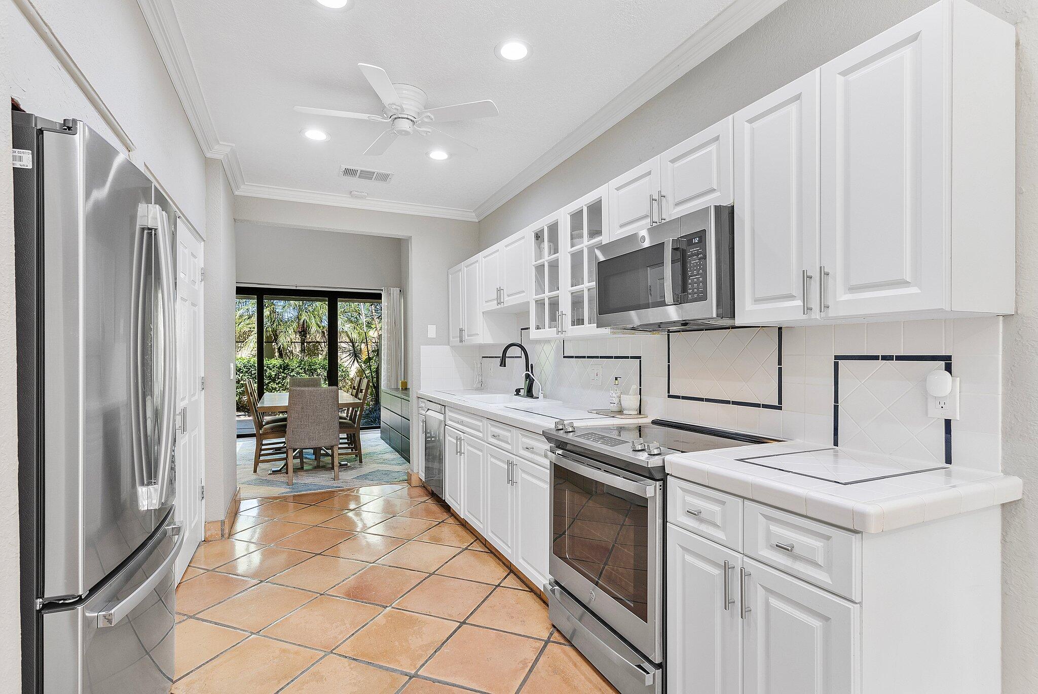 797 St Albans Drive Boca Raton, FL 33486 - Photo 16 of 44 18-web-or-mls-0E2A8384