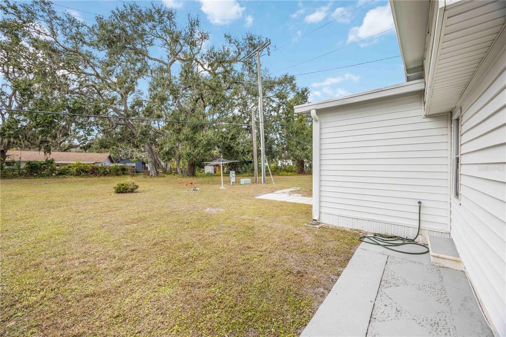 1221 41st Avenue East Ellenton, FL 34222 - Photo 28 of 39