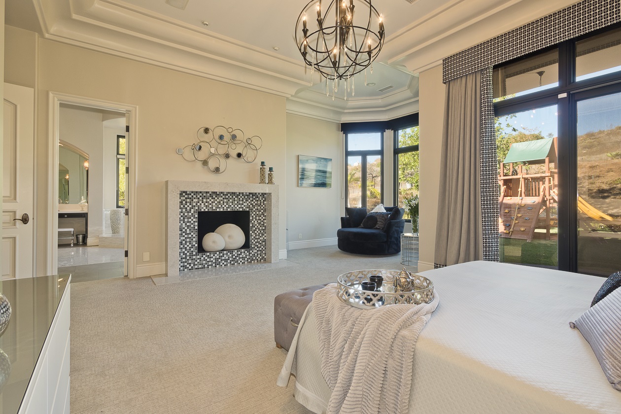 16219 Country Day Road Poway, CA 92064 - Photo 13 of 24