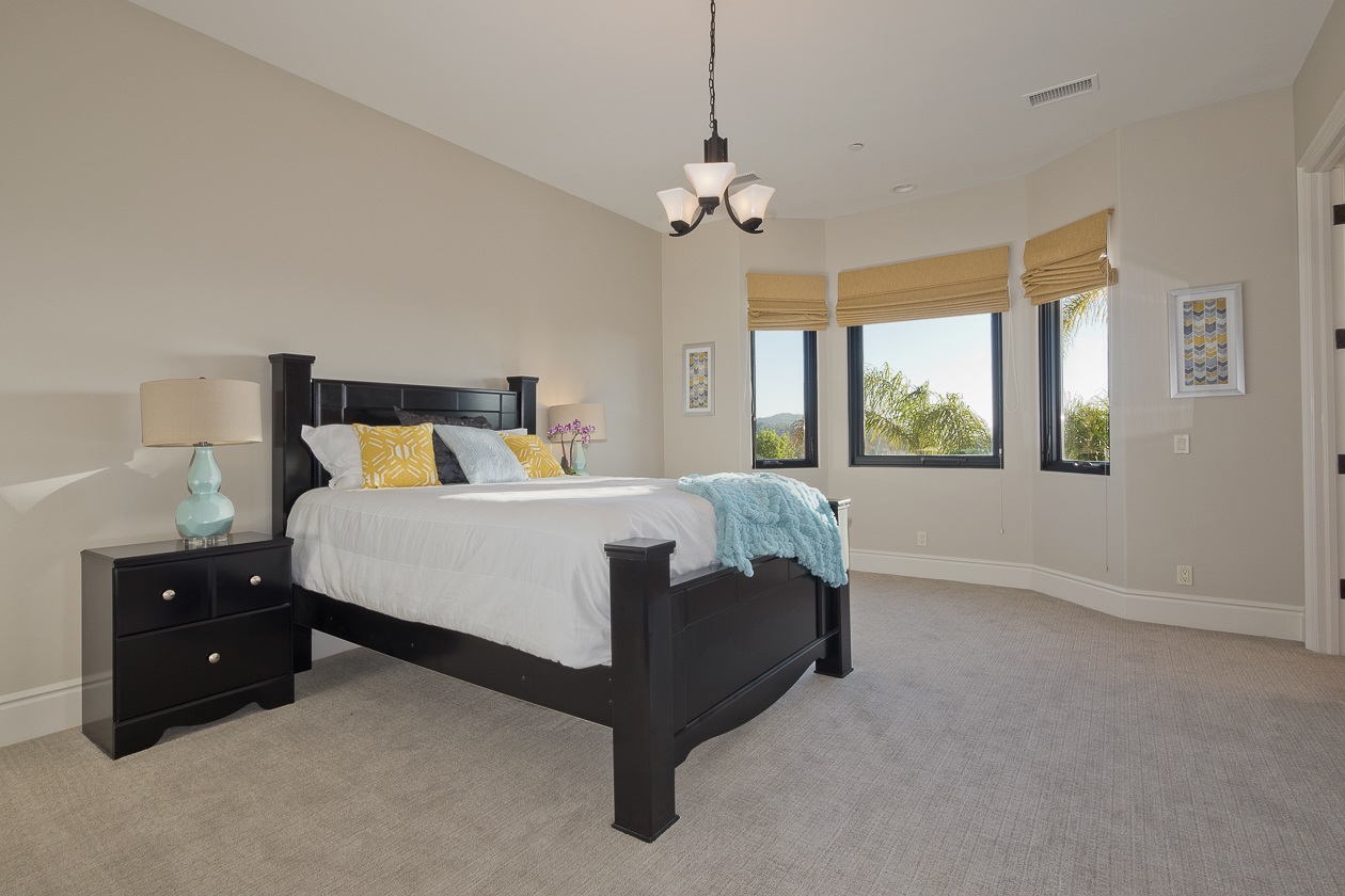 16219 Country Day Road Poway, CA 92064 - Photo 16 of 24