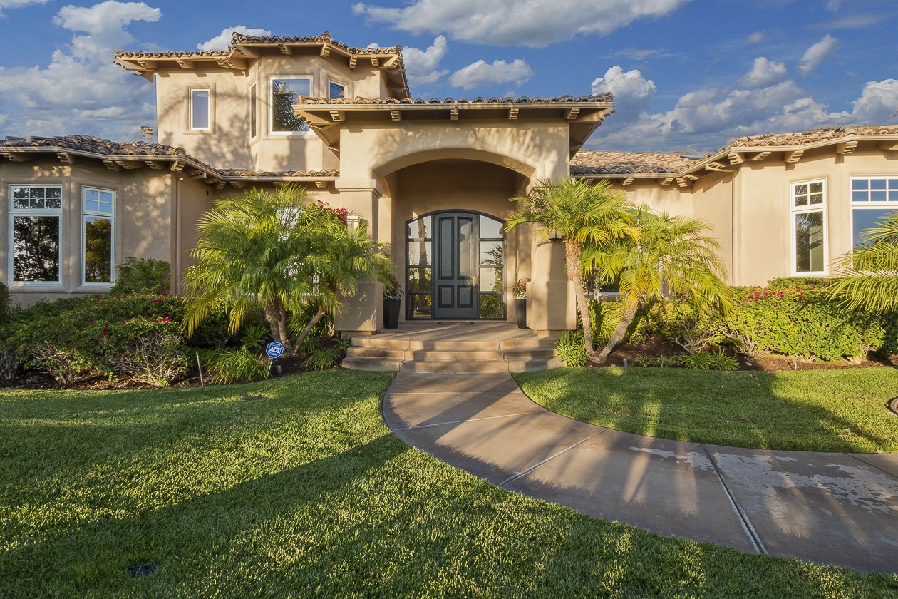 16219 Country Day Road Poway, CA 92064 - Photo 3 of 24