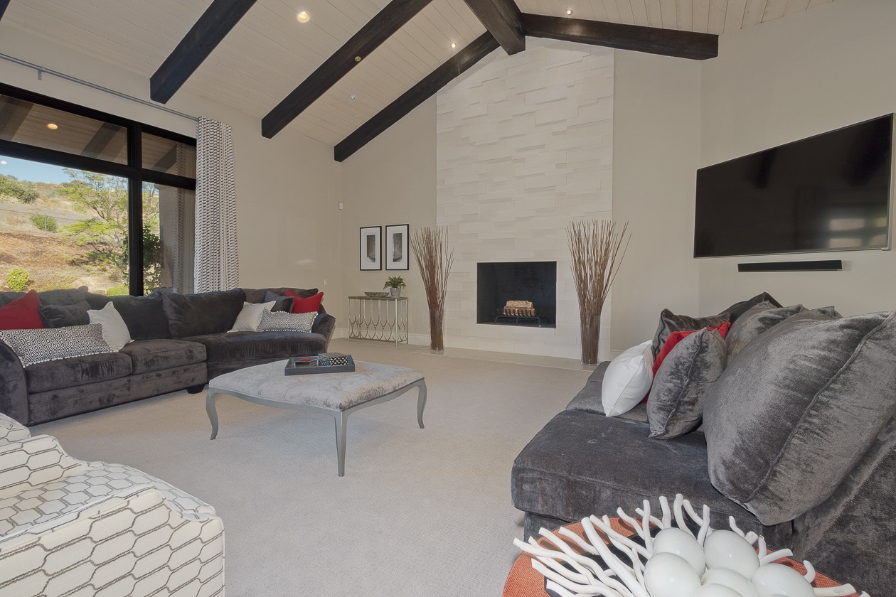 16219 Country Day Road Poway, CA 92064 - Photo 6 of 24