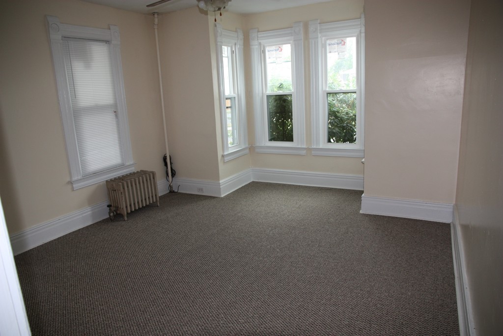 245 Orange Street Springfield, MA 01108 - Photo 7 of 24 Gallery Image 7