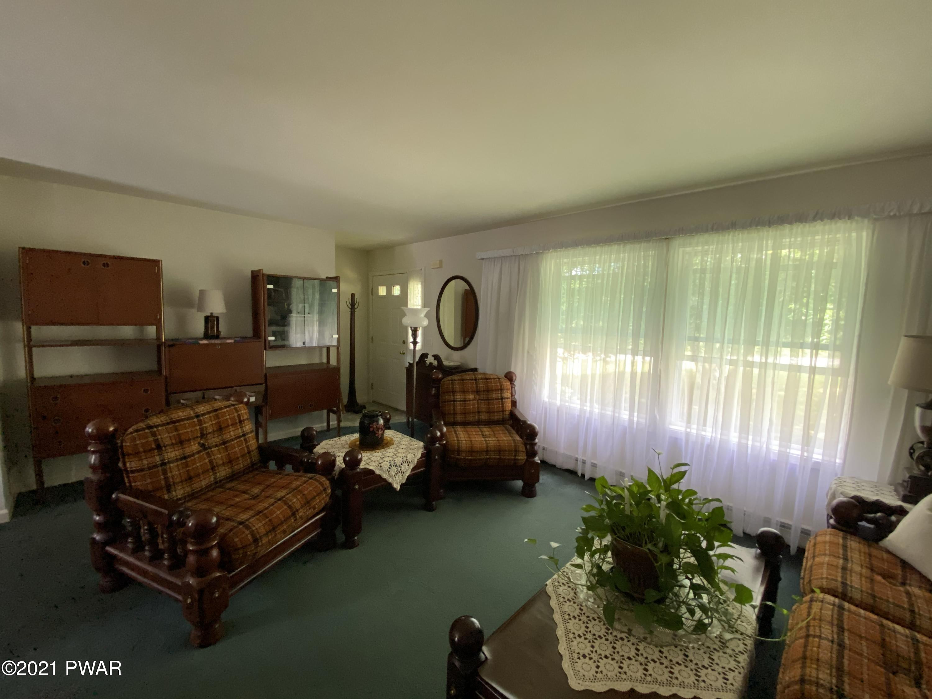 790 Fairmont Road Starrucca, PA 18462 - Photo 7 of 22 Living Room