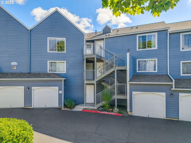 $289,900 | 17548 Northwest Springville Road, Unit F8, Portland, OR 97229