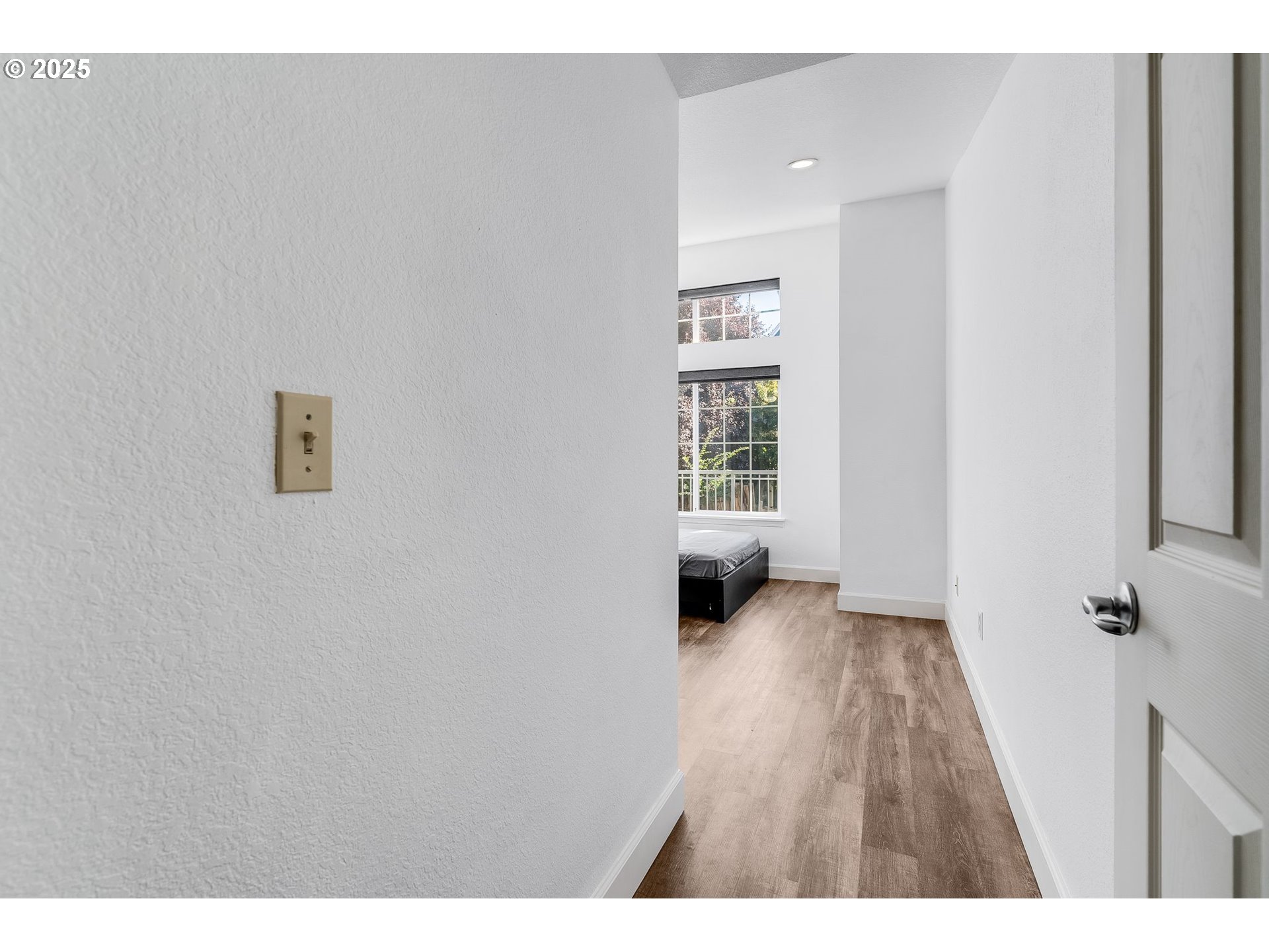 17548 Northwest Springville Road, Unit F8 Portland, OR 97229 - Photo 12 of 30