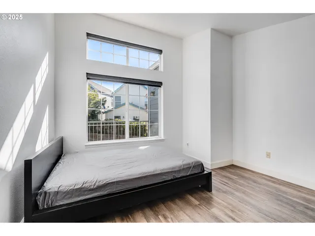 $289,900 | 17548 Northwest Springville Road, Unit F8, Portland, OR 97229