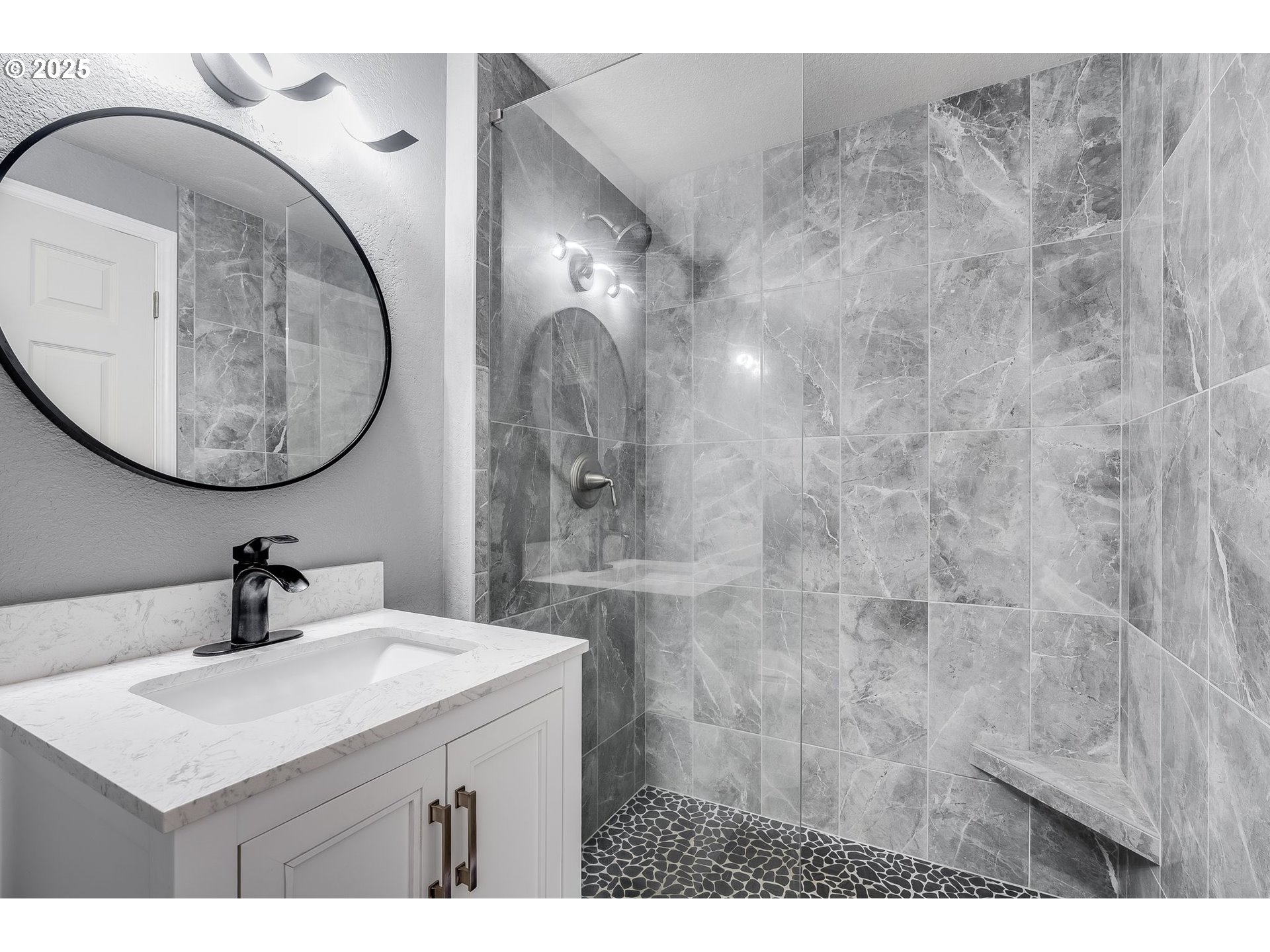 17548 Northwest Springville Road, Unit F8 Portland, OR 97229 - Photo 18 of 30