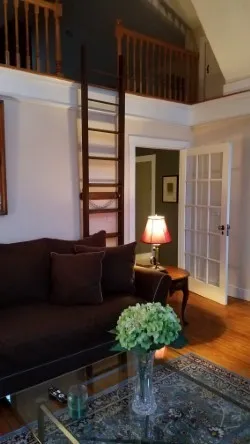 $2,500 | 66 Farewell Street, Unit 2, Newport, RI 02840