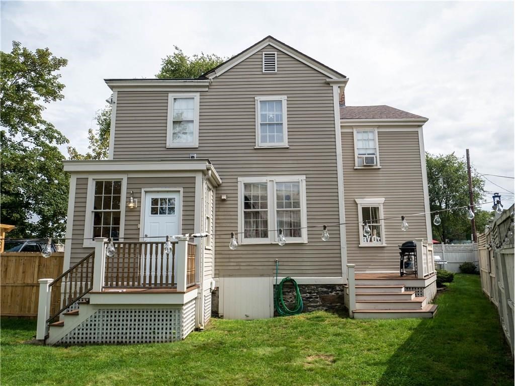 66 Farewell Street, Unit 2 Newport, RI 02840 - Photo 3 of 19