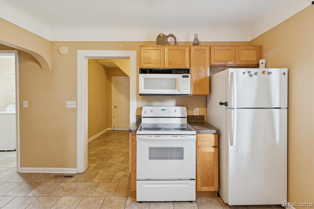 666 Pearl Street Dundee, MI 48131 - Photo 24 of 43