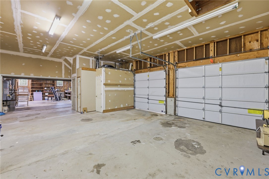 12111 Auger Lane Midlothian, VA 23113 - Photo 6 of 31 a view of a garage