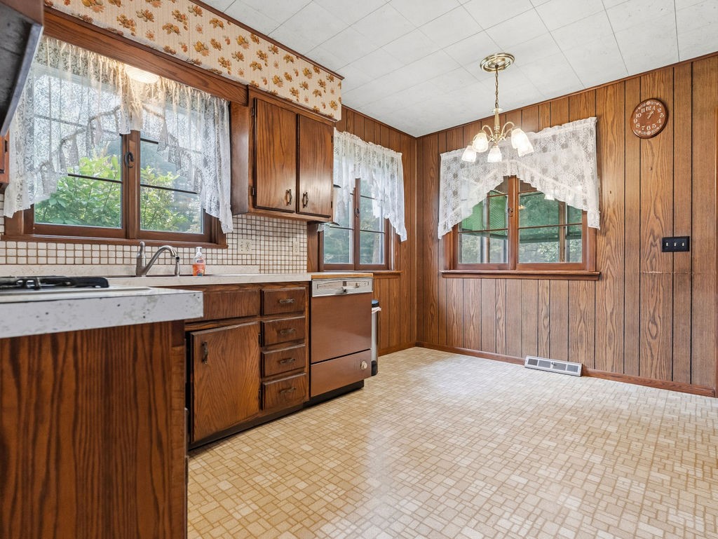 2262 23rd Avenue Rice Lake, WI 54868 - Photo 13 of 32 Gallery Image 13