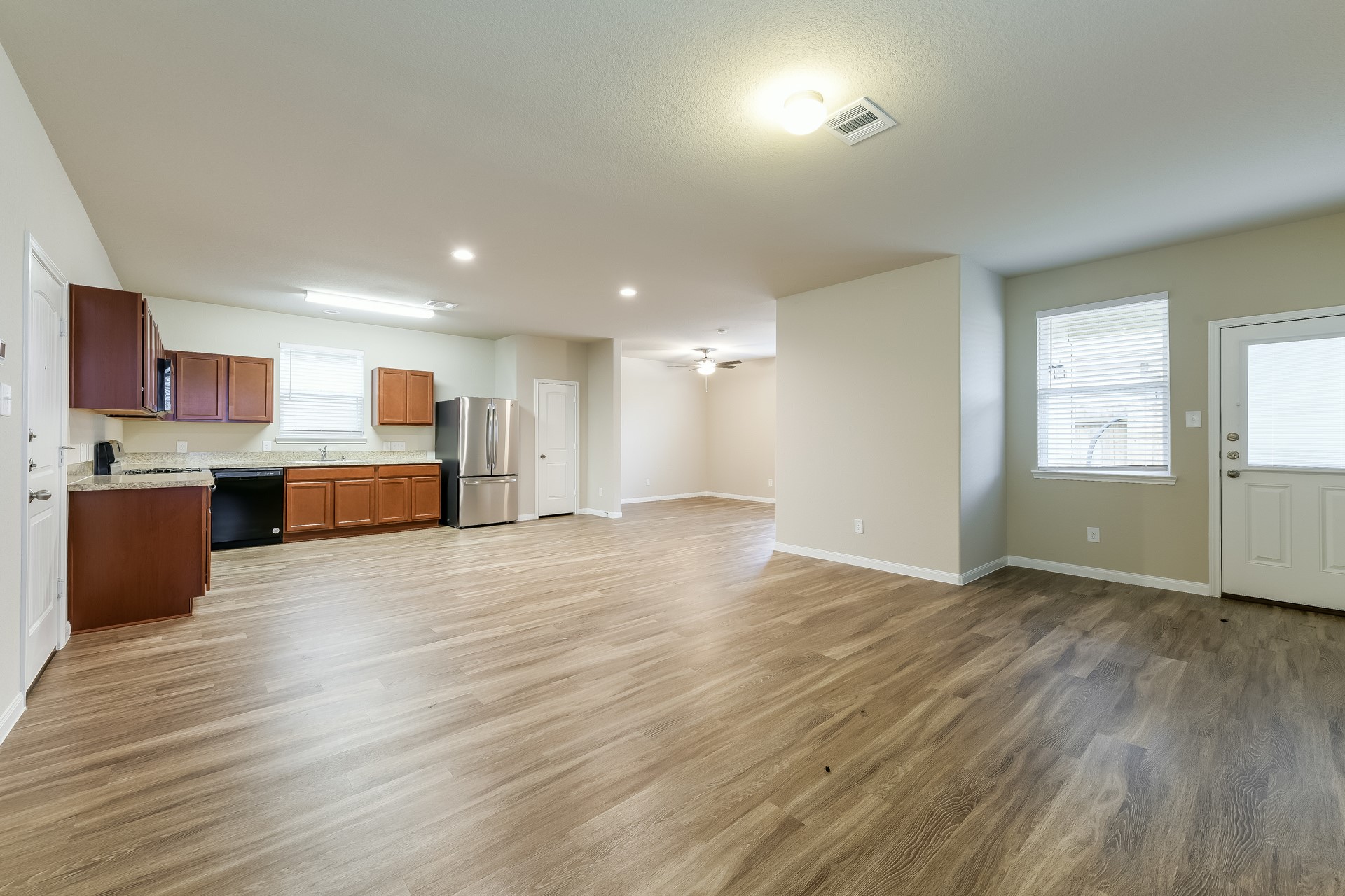 18606 Cooper Ravine Way Katy, TX 77449 - Photo 5 of 17