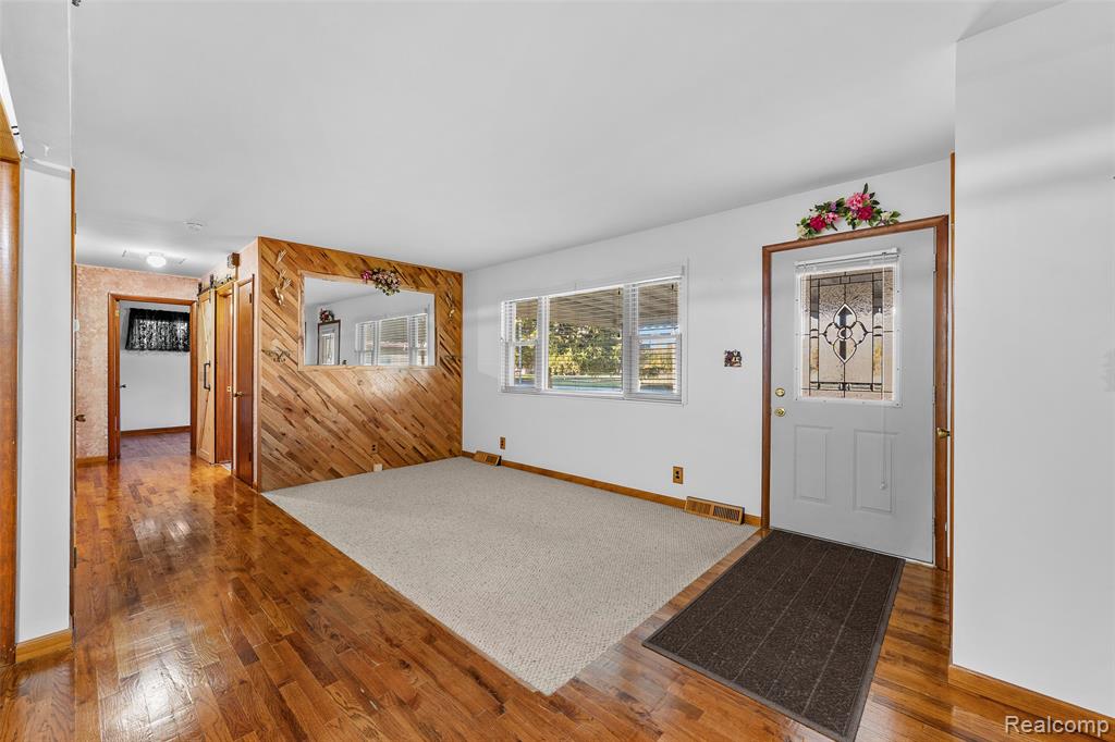 17655 Lohr Road Belleville, MI 48111 - Photo 34 of 57 Gallery Image 34