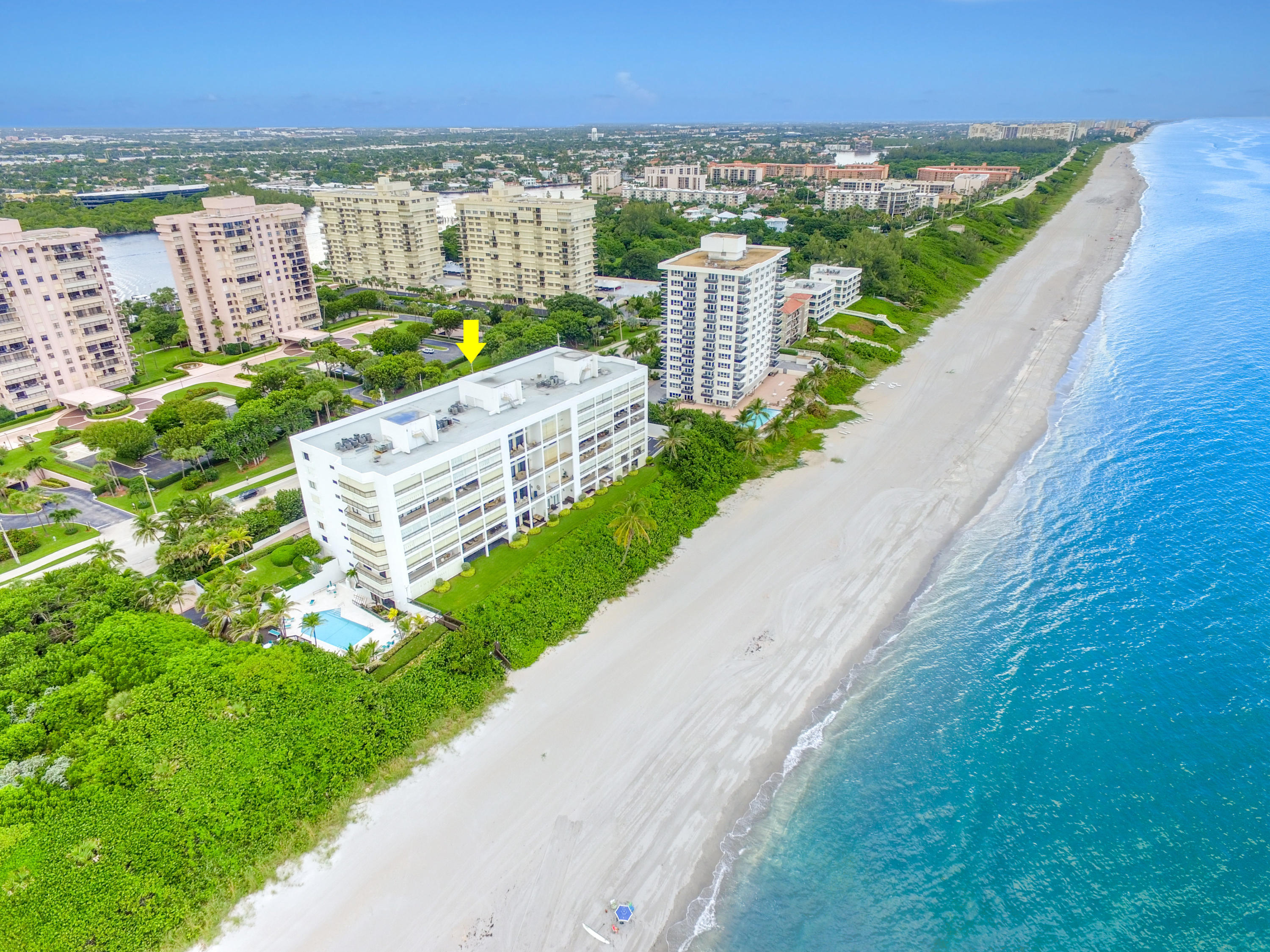2000 North Ocean Boulevard, Unit 202 Boca Raton, FL 33431 - Photo 5 of 31 Coastal View
