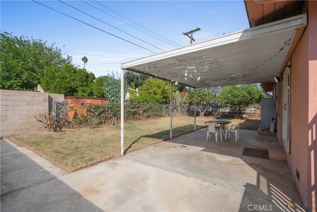 3825 Lofton Place Riverside, CA 92501 - Photo 13 of 20 an outdoor space with patio