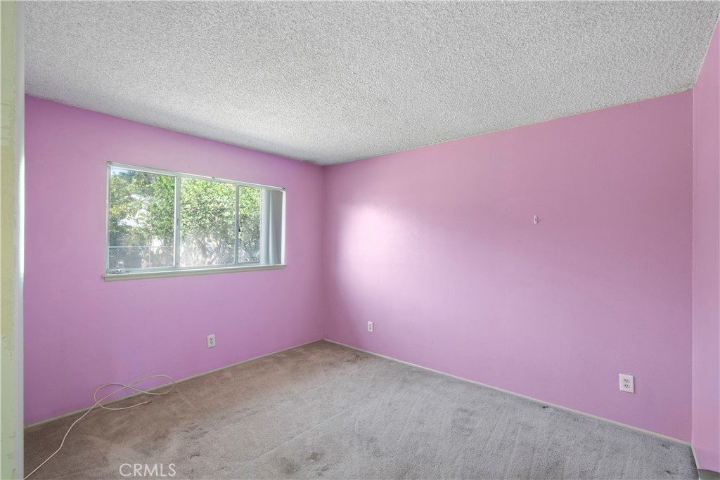 3825 Lofton Place Riverside, CA 92501 - Photo 8 of 20 an empty room with a window