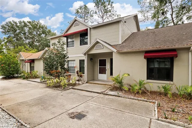 $149,900 | 8411 Laurelon Place, Unit 103, Temple Terrace, FL 33637