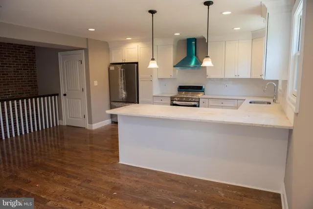 $3,500 | 108 Centre Street, Unit D, Haddonfield, NJ 08033