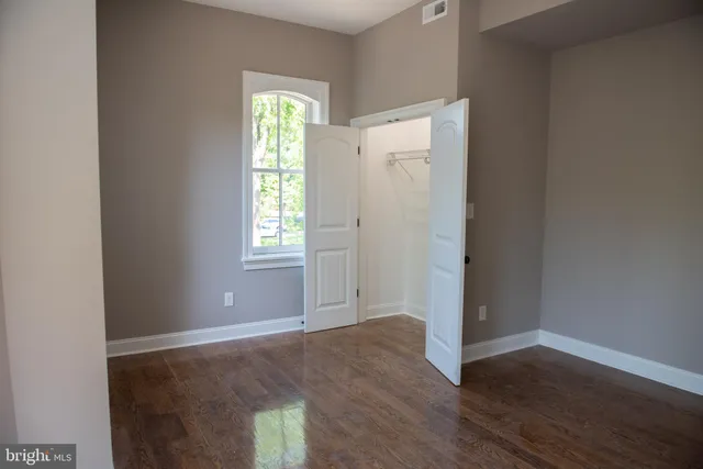 $3,500 | 108 Centre Street, Unit D, Haddonfield, NJ 08033