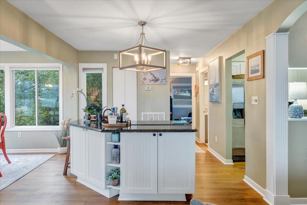 897 Ashmeade Road Moneta, VA 24121 - Photo 36 of 156 Kitchen