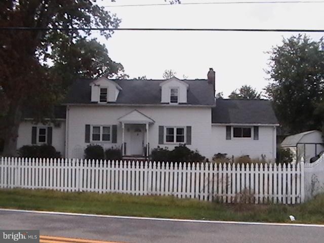 17107 Livingston Road Accokeek, MD 20607 - Photo 1 of 22 a house view with a garden