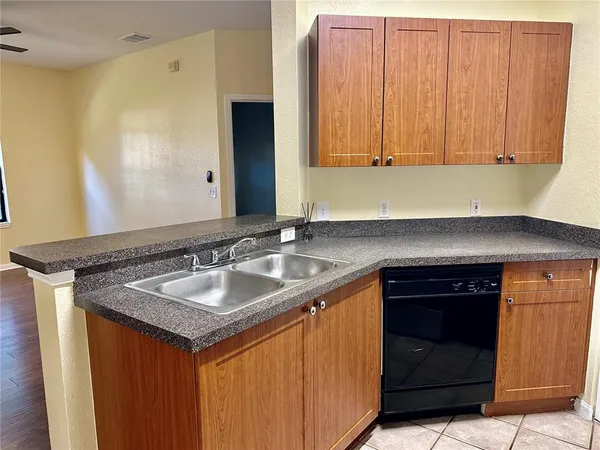 $230,000 | 2199 Chianti Place, Unit 90917, Palm Harbor, FL 34683