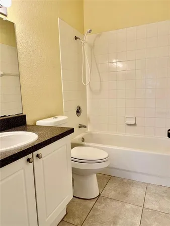 $230,000 | 2199 Chianti Place, Unit 90917, Palm Harbor, FL 34683