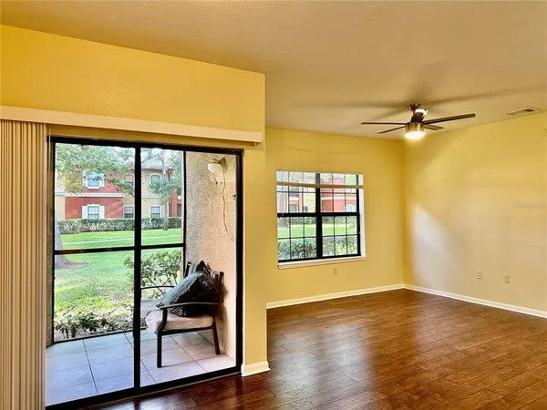 $230,000 | 2199 Chianti Place, Unit 90917, Palm Harbor, FL 34683