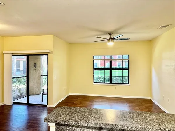 $230,000 | 2199 Chianti Place, Unit 90917, Palm Harbor, FL 34683