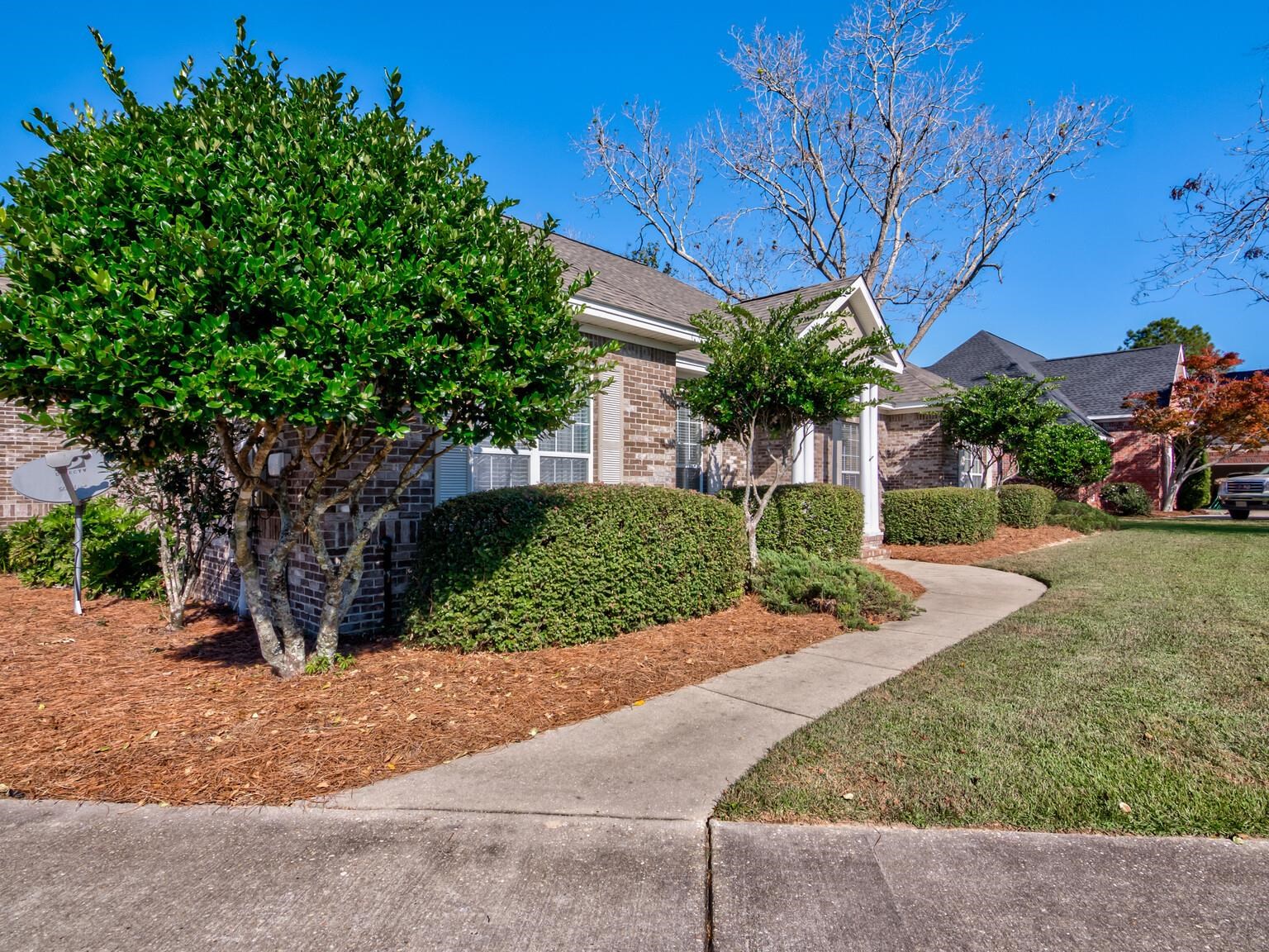 106 Conti Court Fairhope, AL 36532 - Photo 6 of 44