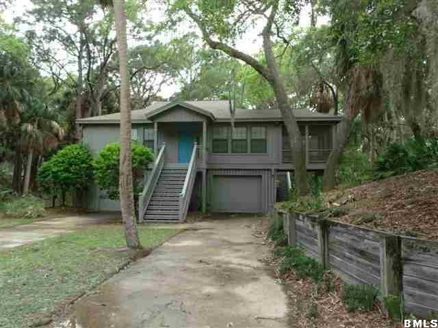 705 Seahorse Road Fripp Island, SC 29920 - Photo 1 of 24 Primary Photo
