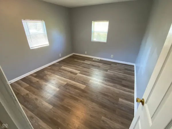 $875 | 2842 North Chester Avenue, Indianapolis, IN 46218