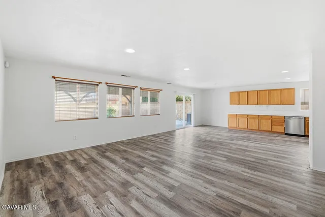 $599,500 | 43336 22nd Street West, Lancaster, CA 93536