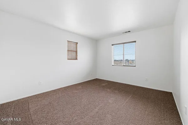 $599,999 | 43336 22nd Street West, Lancaster, CA 93536