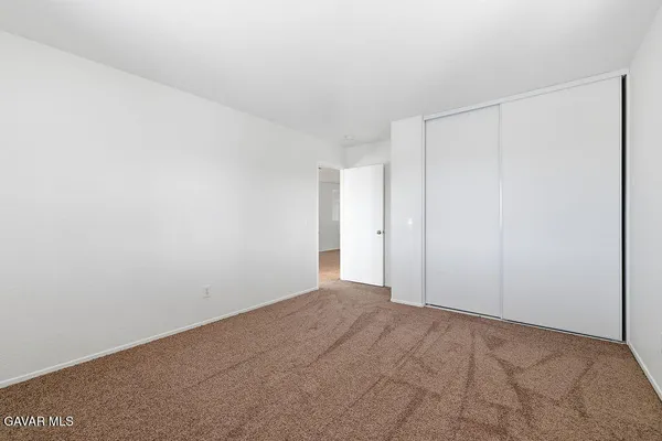 $599,999 | 43336 22nd Street West, Lancaster, CA 93536