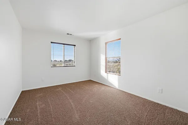 $599,999 | 43336 22nd Street West, Lancaster, CA 93536