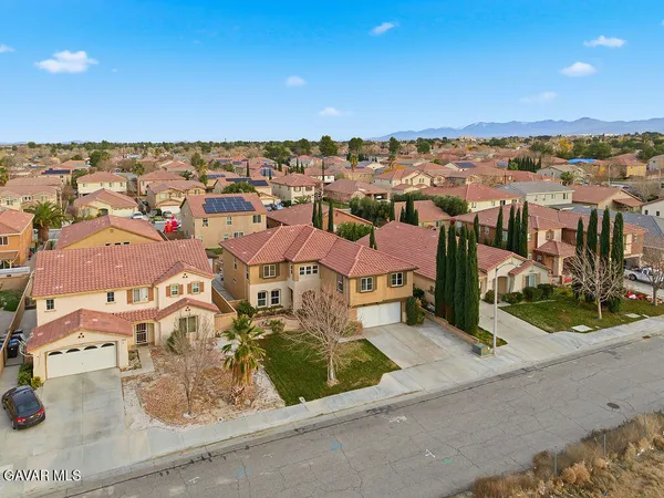 $599,999 | 43336 22nd Street West, Lancaster, CA 93536