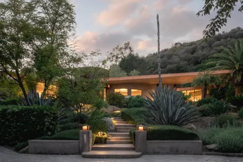 $4,295,000 | 1329 North Montgomery Street, Ojai, CA 93023