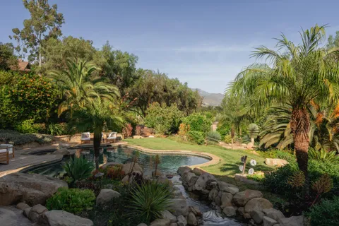 $4,295,000 | 1329 North Montgomery Street, Ojai, CA 93023
