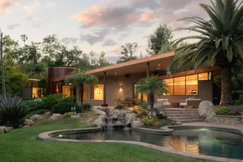$4,295,000 | 1329 North Montgomery Street, Ojai, CA 93023