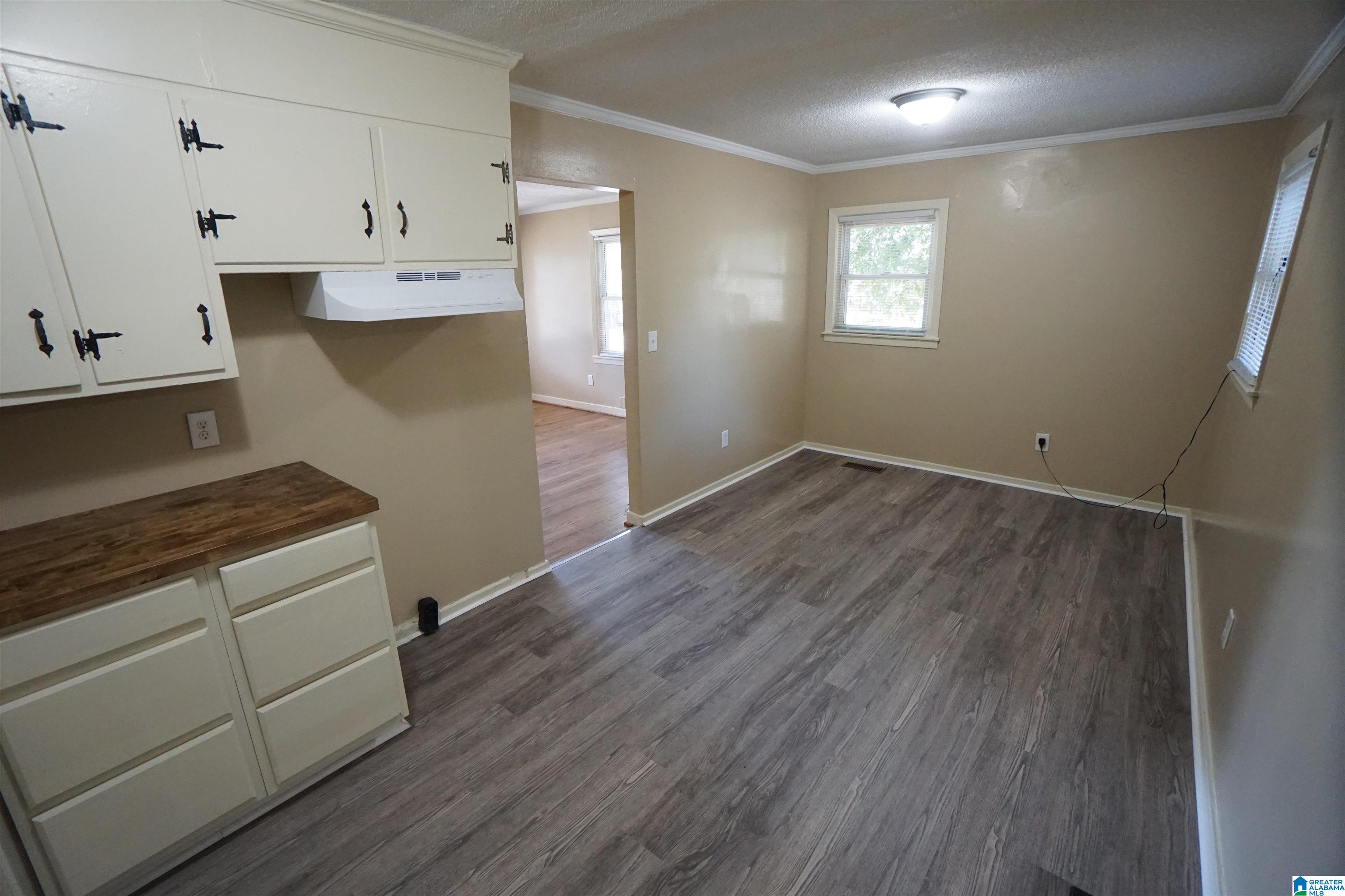 1688 18th Way Southwest Birmingham, AL 35211 - Photo 13 of 37