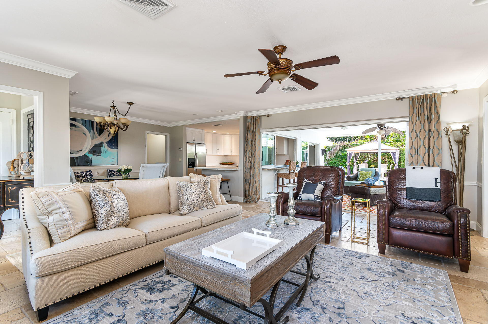 1060 Pepperridge Terrace Boca Raton, FL 33486 - Photo 6 of 43 Corner Liv