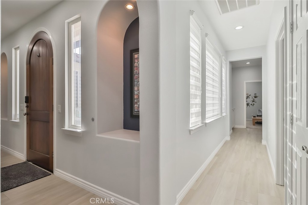 5421 Moonshadow Street Simi Valley, CA 93063 - Photo 29 of 56